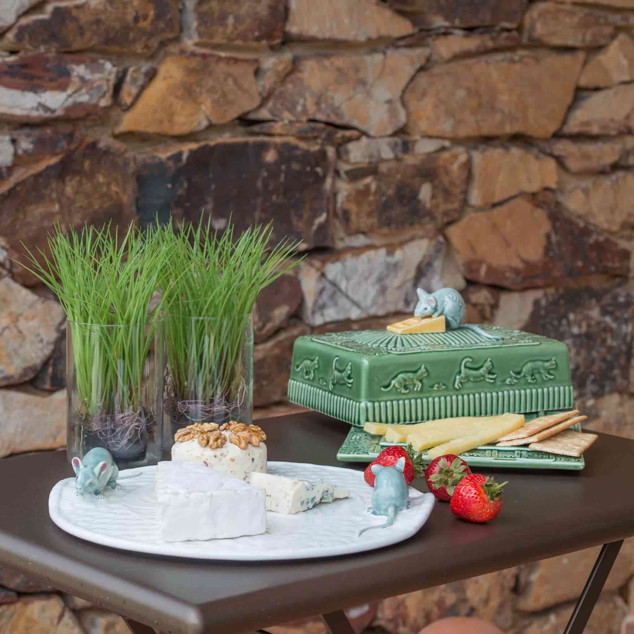 Bordallo Pinheiro Cheese Tray with Mouse and Lid - Image 3