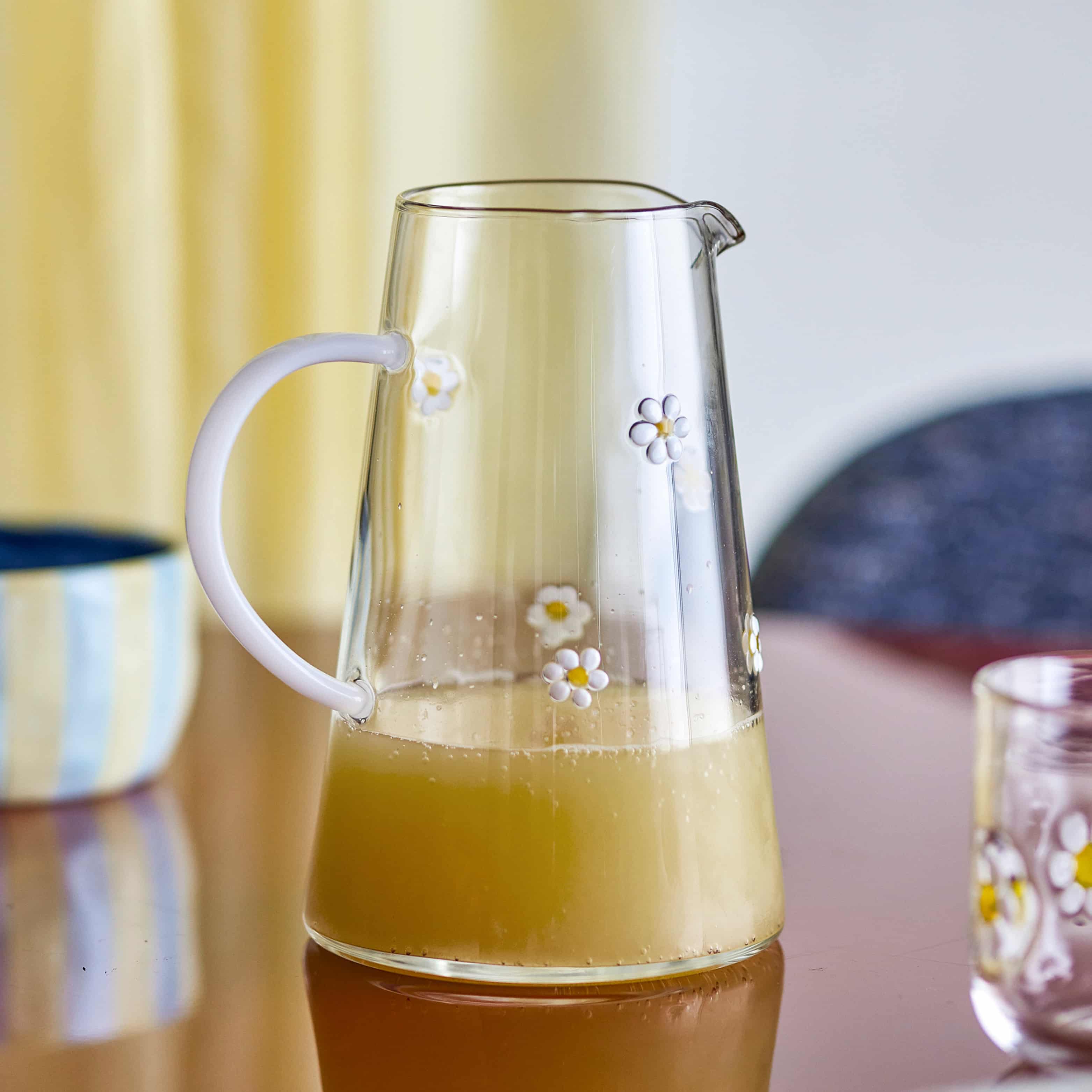 Daisy Glass Jug, 825ml - Image 3