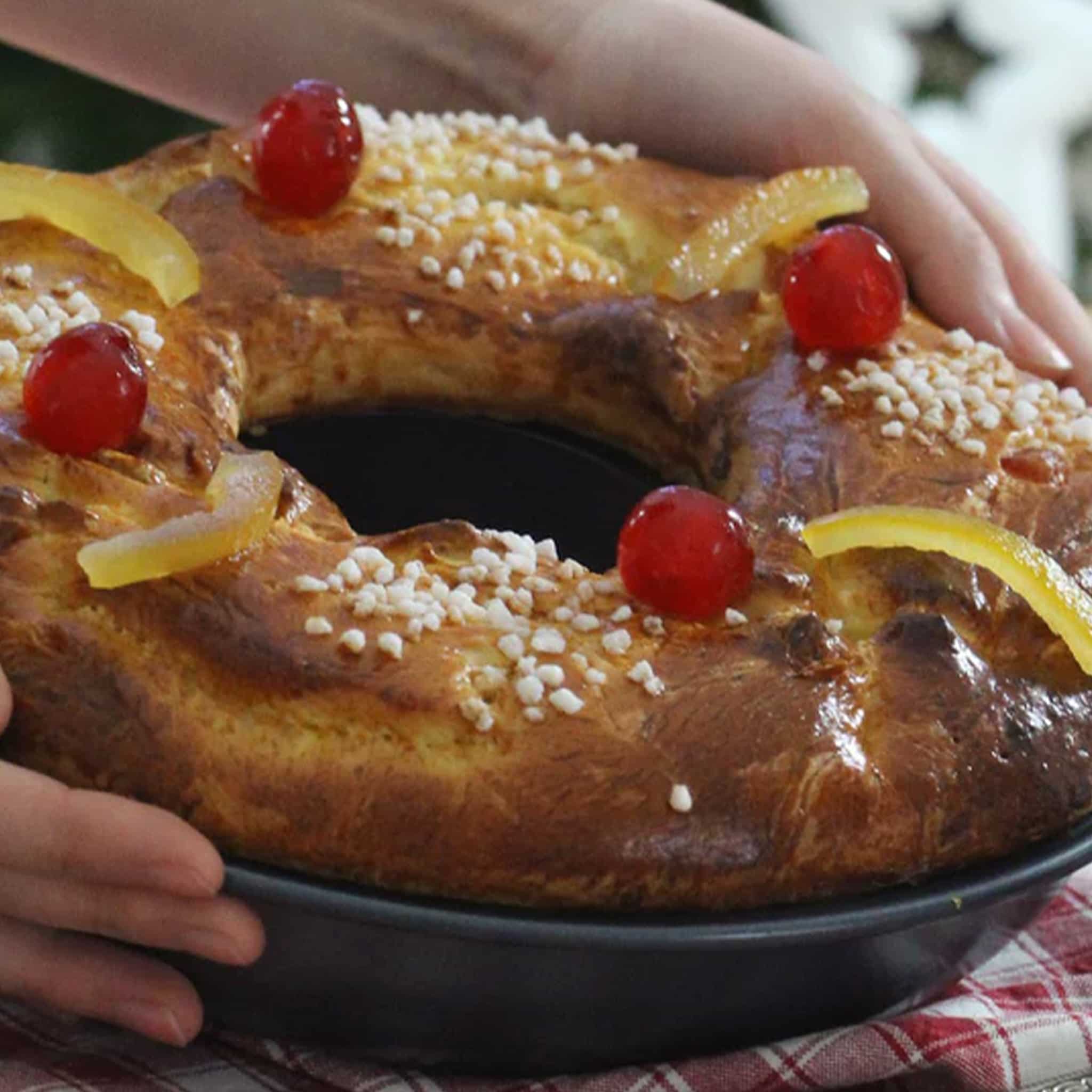 De Buyer Non-Stick Savarin Cake Mould, 24cm - Image 2
