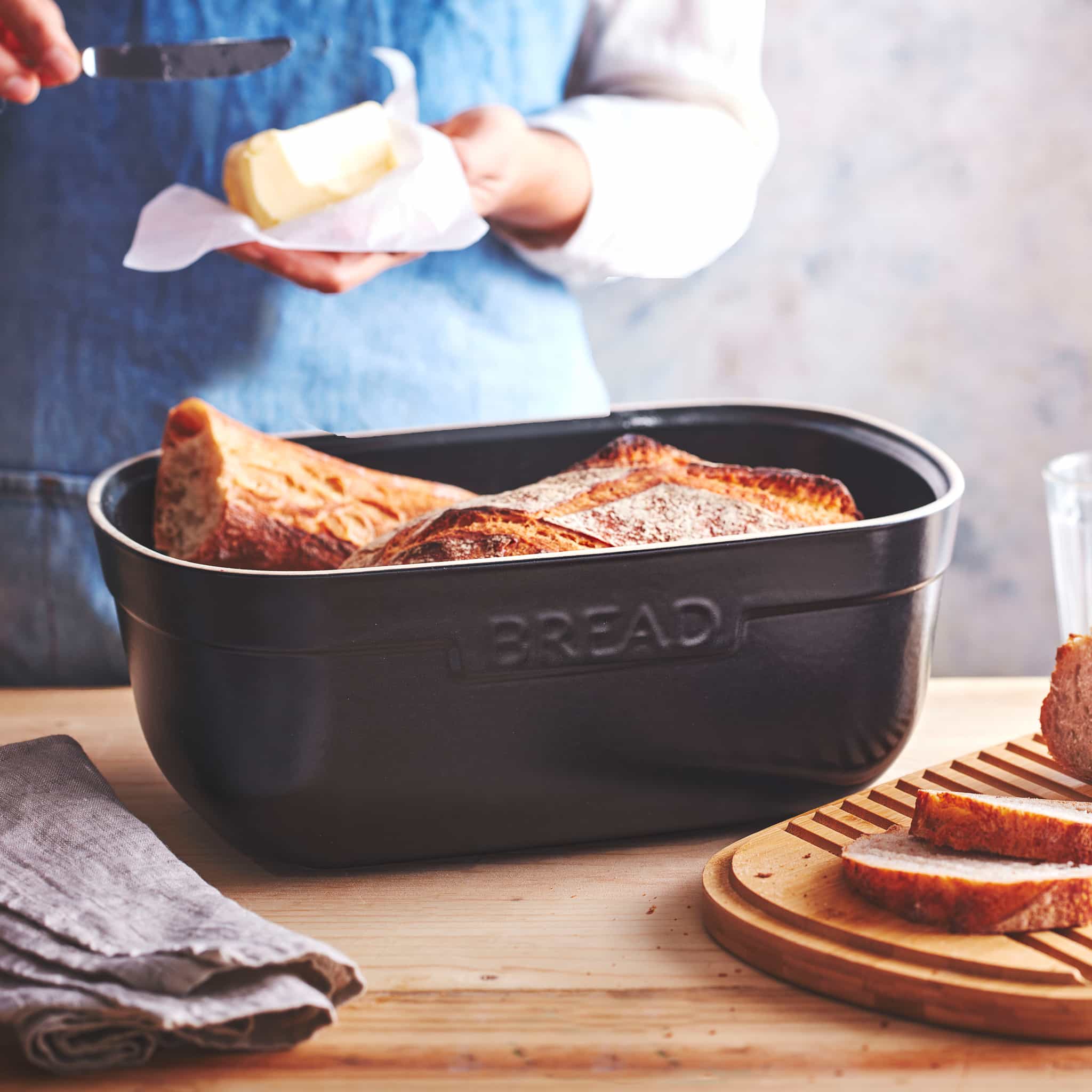 Emile Henry Black Bread Storage Box - Image 3