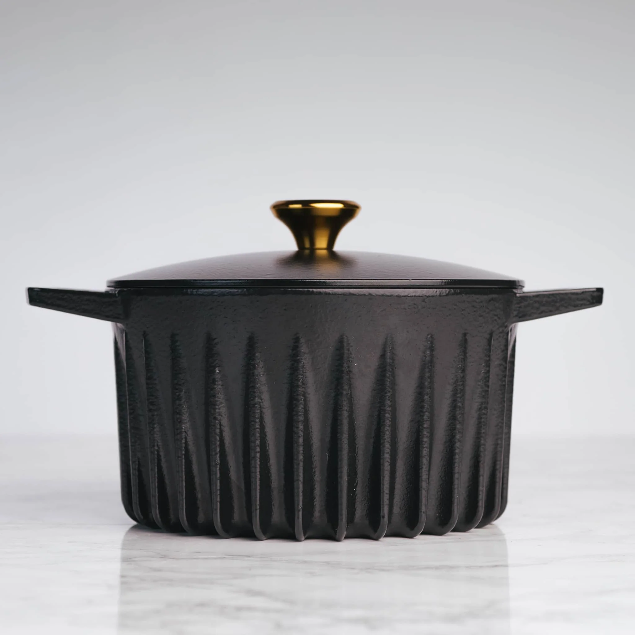 FIREUP Black Cast Iron Dutch Oven, 26cm - Image 5