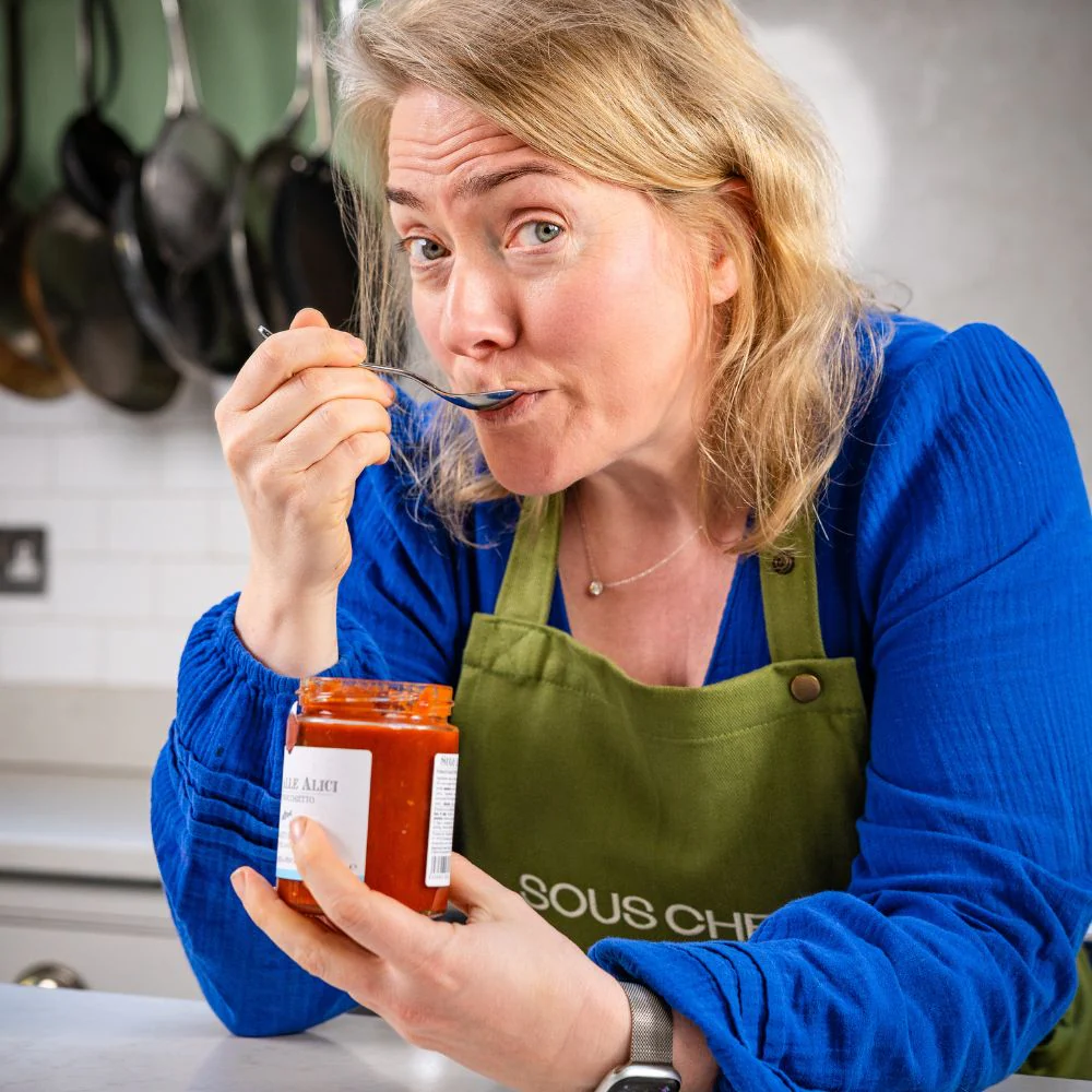 Frantoi Cutrera Tomato Sauce with Anchovies & Wild Fennel, 290g - Image 2