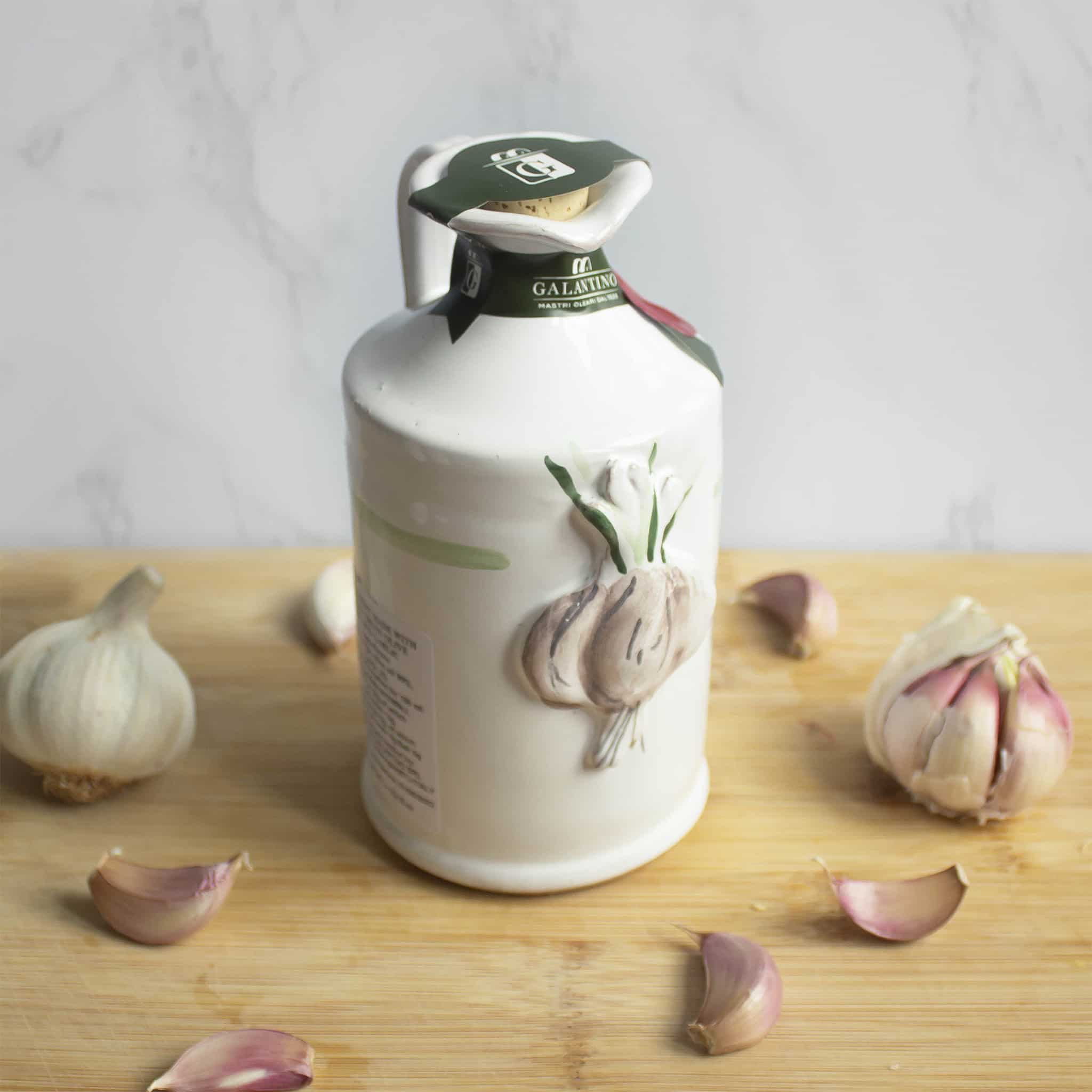 Puglian Olive Oil with Garlic in Terracotta Bottle, 250ml - Image 3