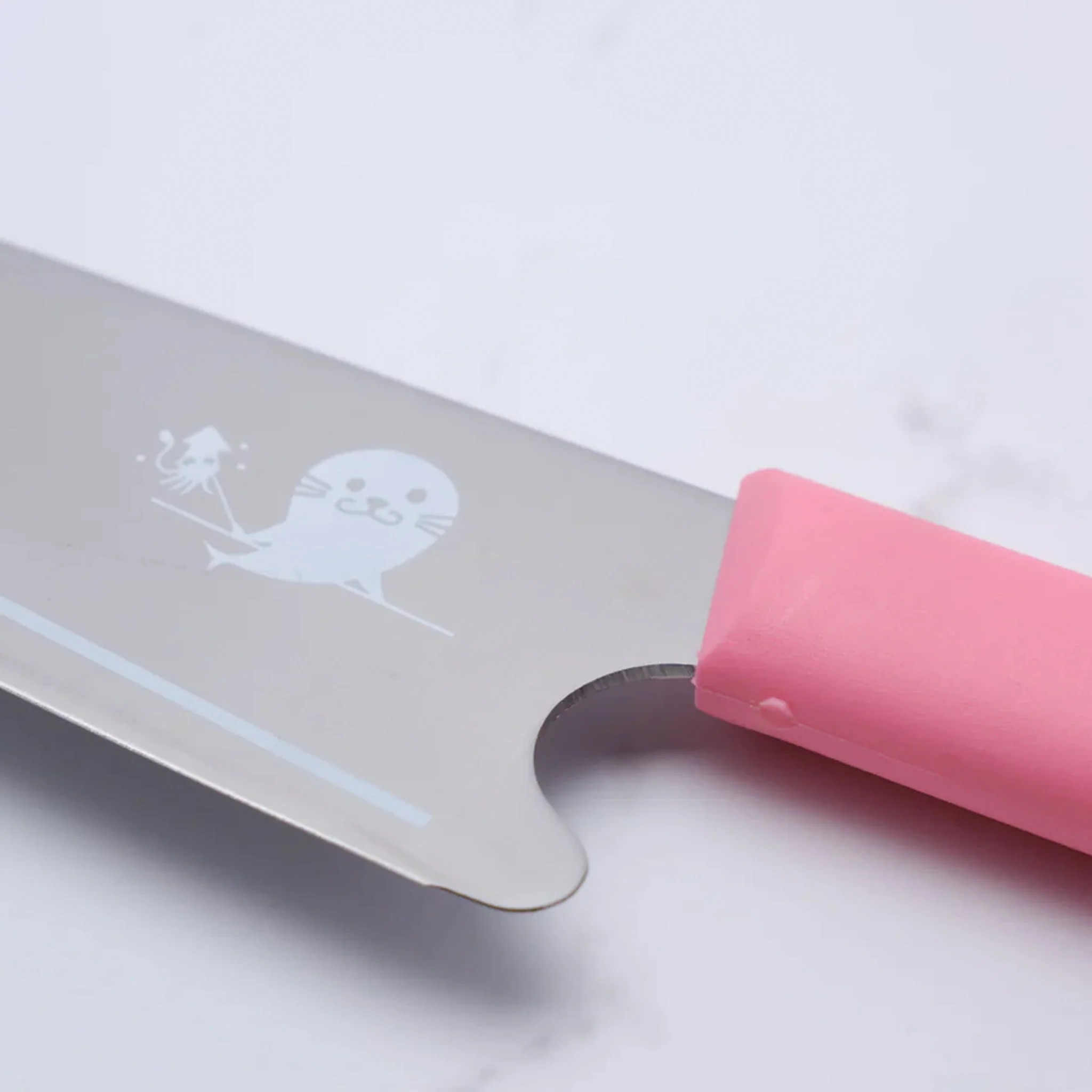 MAC Pink AUS8 Children's Knife, 12.5cm - Image 2
