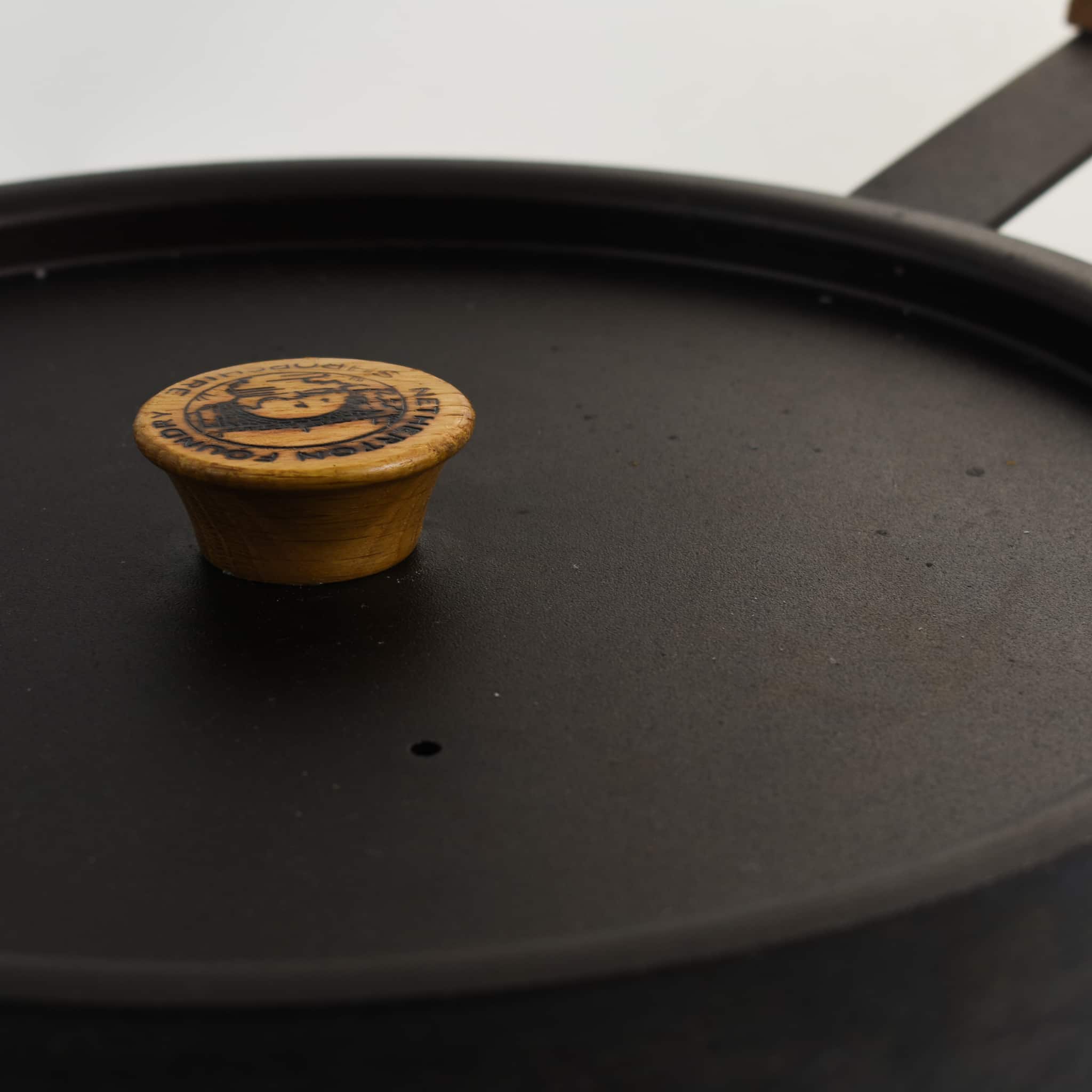 Sous Chef x Netherton Foundry Curved Saute Pan with Lid, 11" - Image 4