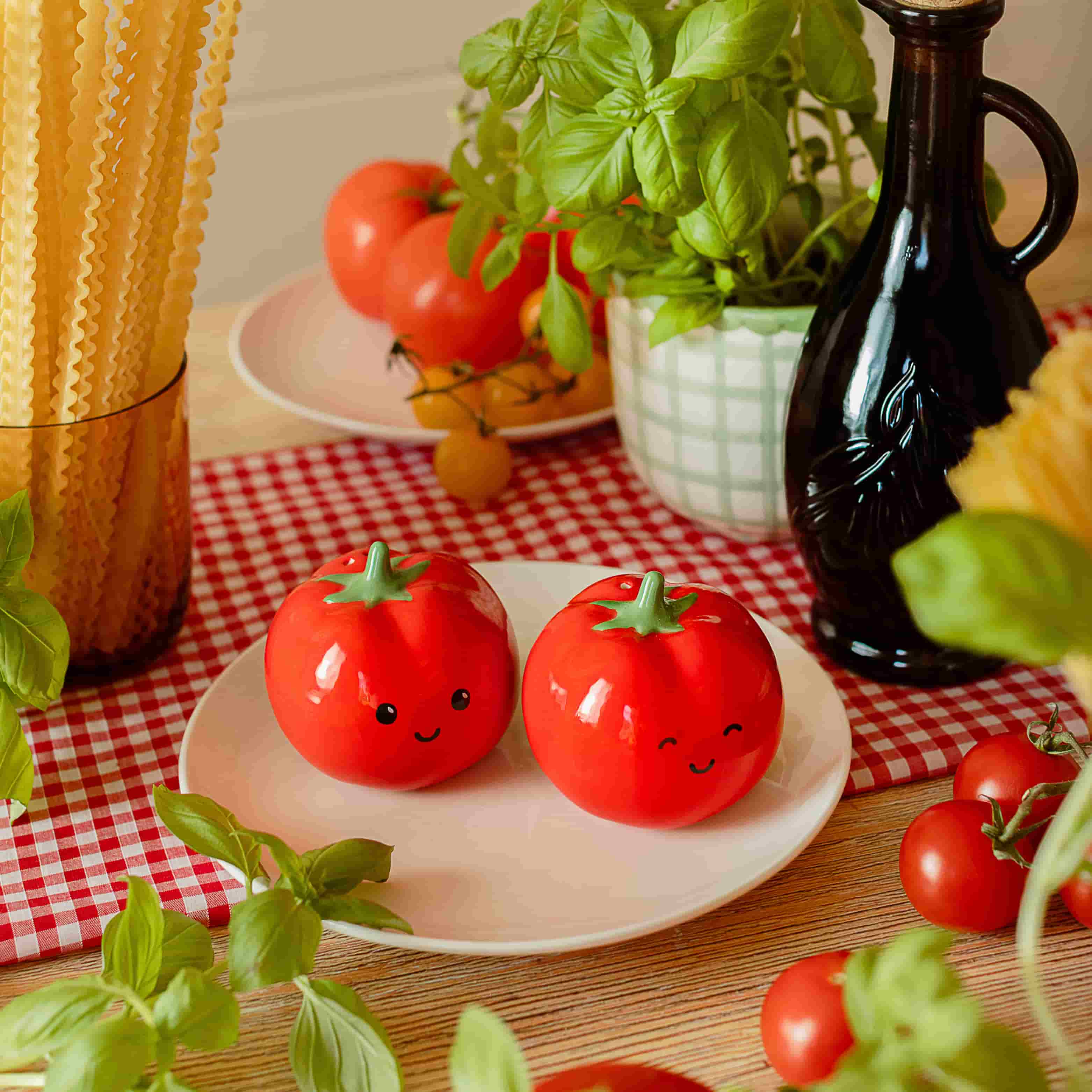 Tomato Ceramic Salt & Pepper Shakers - Image 2
