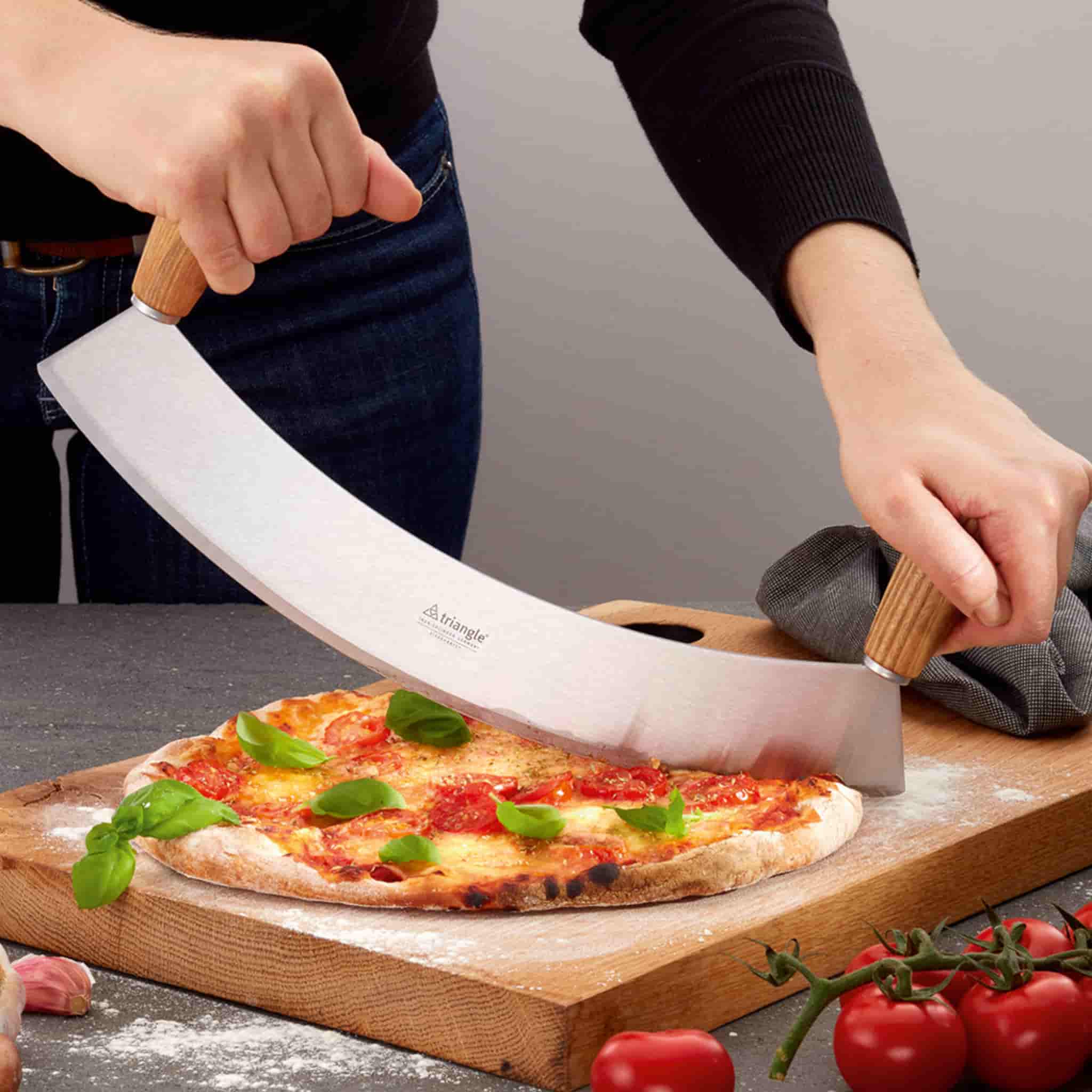 Triangle Pizza Rocker with Ash Wood Handle, 36cm - Image 3