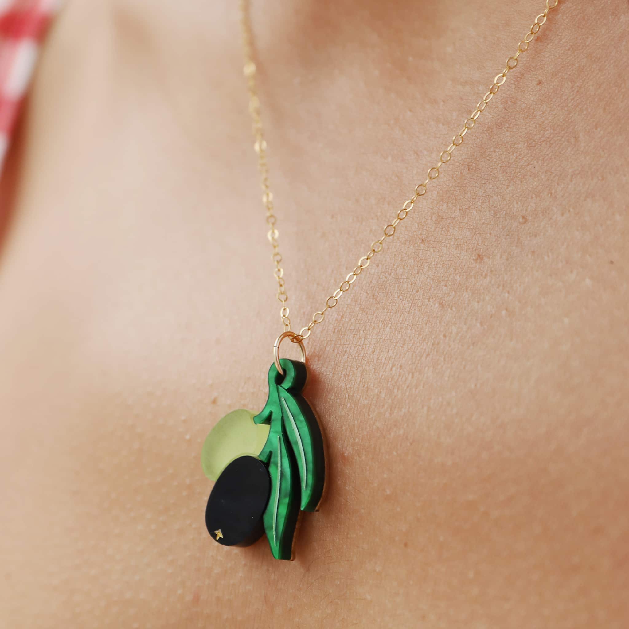 Wolf & Moon Olive Necklace - Image 2